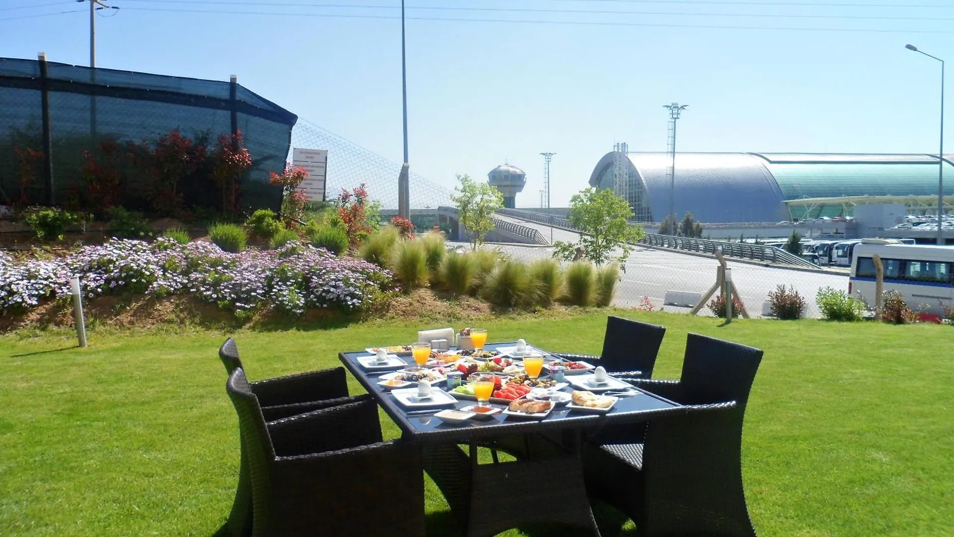 איזמיר Orty Airport Hotel טורקיה